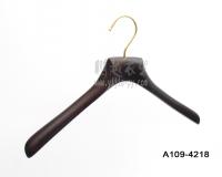 櫸木衣架 A109-4218